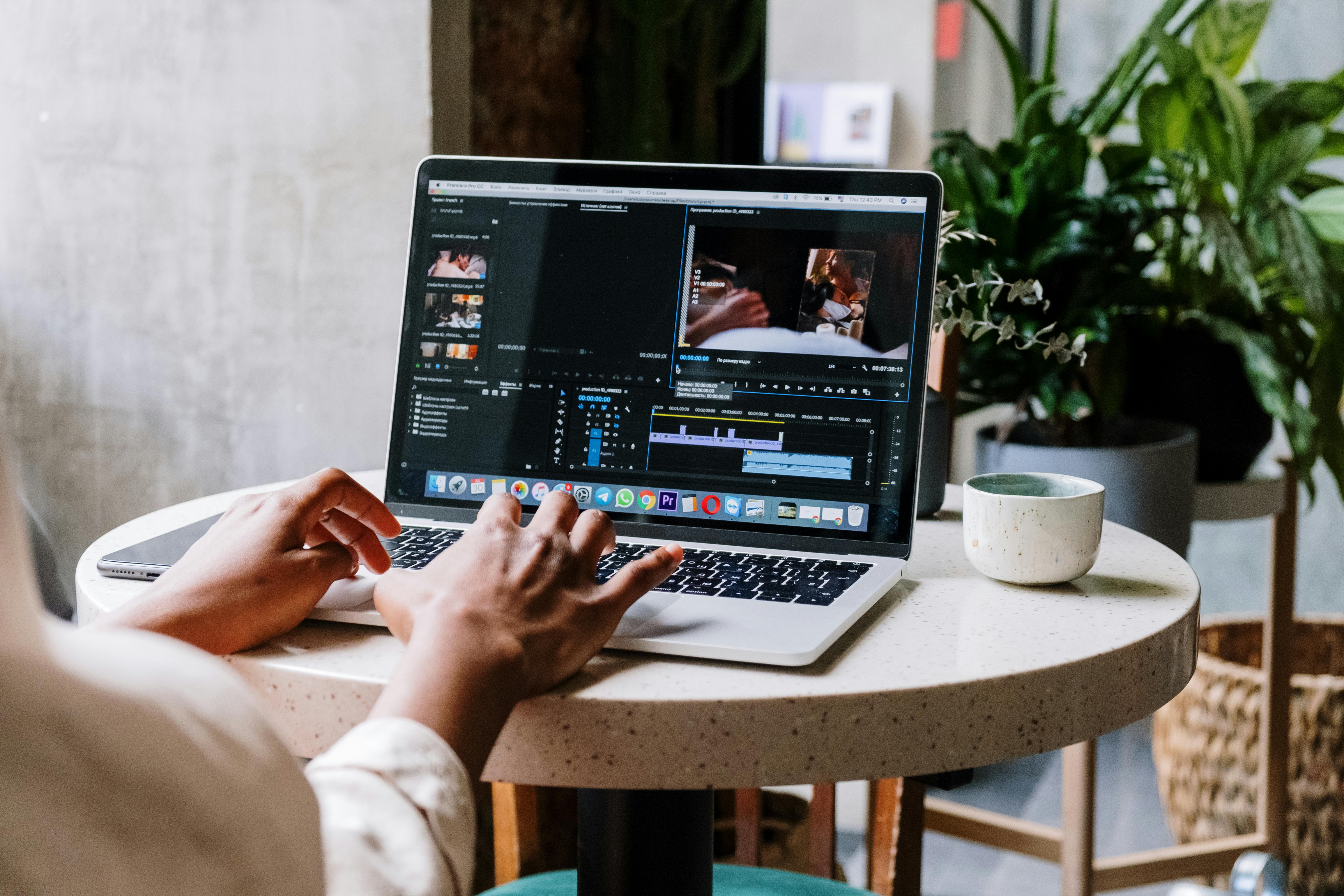 Download free bootstrap 4 landing page, free boootstrap 4 templates, Download free bootstrap 4.1 landing page, free boootstrap 4.1.1 templates, meyawo Landing page